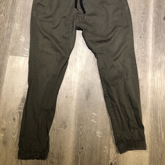 Champs Sports Gear Men’s jogger pants Medium - Picture 2 of 2